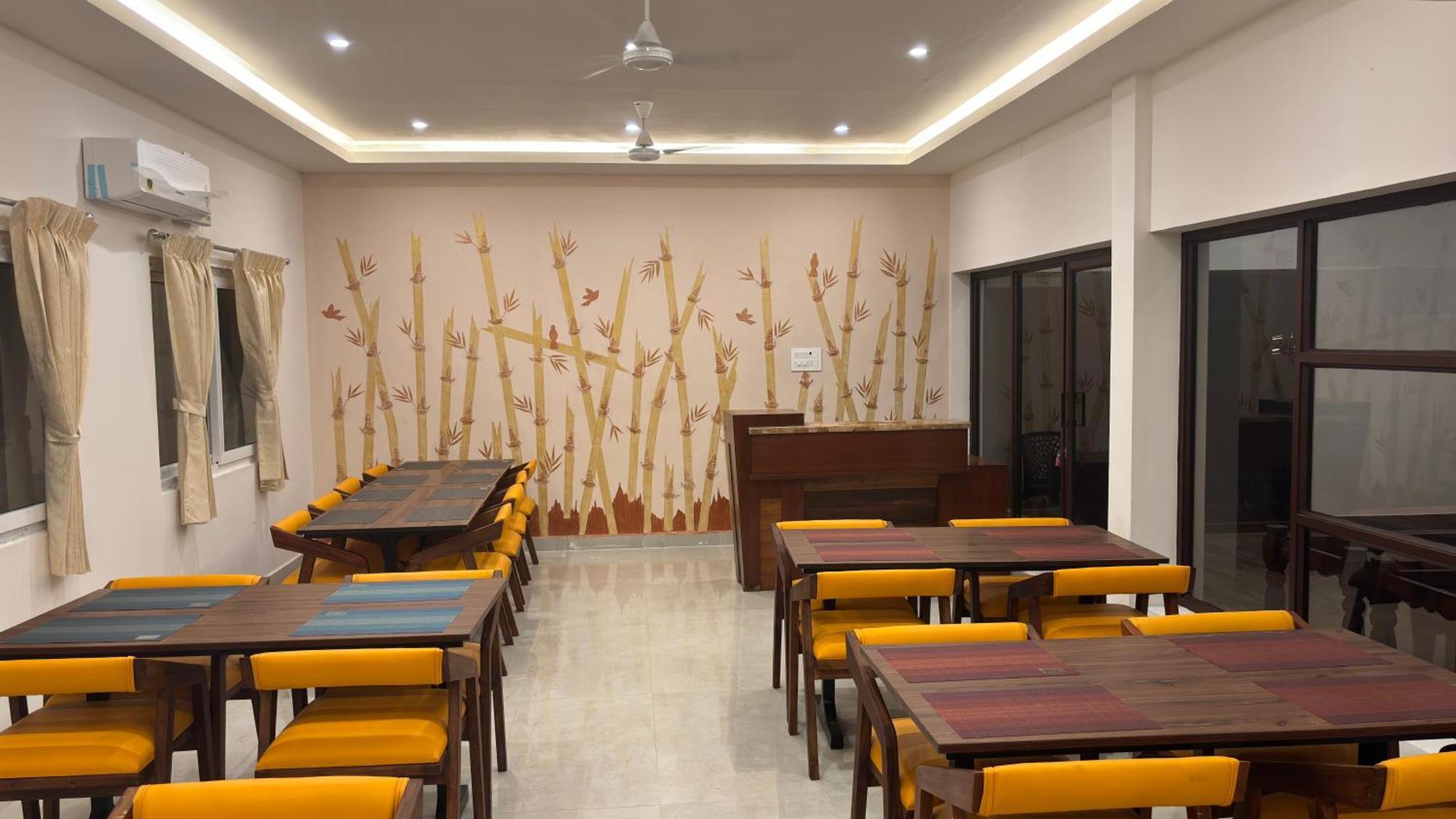 Hotel The Riviera Theni Allinagaram Exterior foto